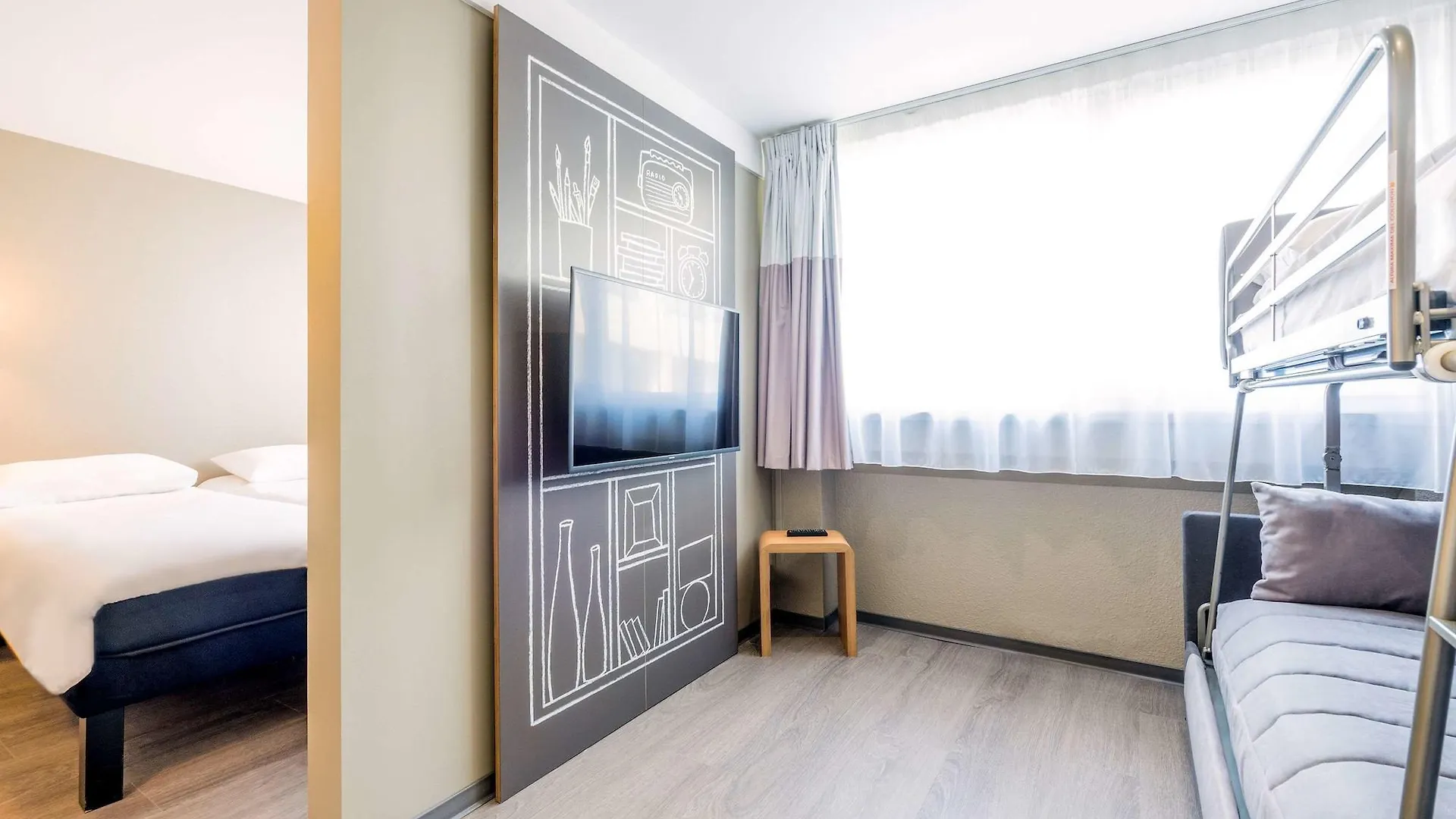 B&B Hotel Toulouse Universite 3*,  France